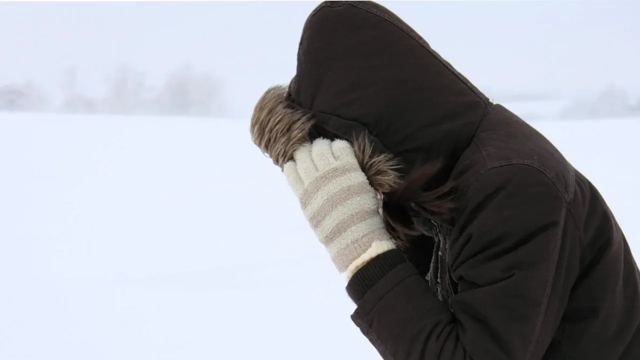 Штормові пориви та до +8°C: Наталка Діденко попередила про складну зміну погоди в понеділок 