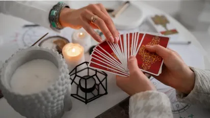 Гороскоп на 25 лютого 2026 року за картами Таро для всіх знаків Зодіаку - фото