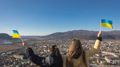 Нова компенсація в Дії: як українцям оформити виплату за вимушений виїзд за кордон - фото