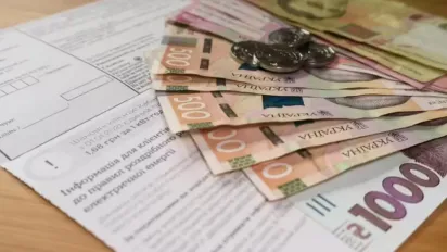 Тарифи з 1 березня: скільки платитимемо за світло, газ та воду і хто зможе заощадити - фото
