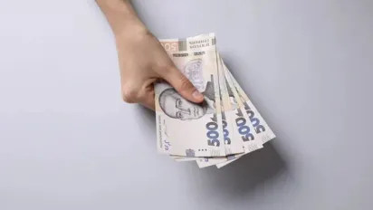 Гроші на рахунках до 16 березня: хто з українських освітян отримає 1500 гривень допомоги - фото
