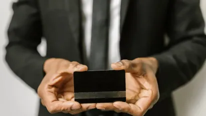 НБУ змінив правила грошових переказів: що важливо знати кожному - фото