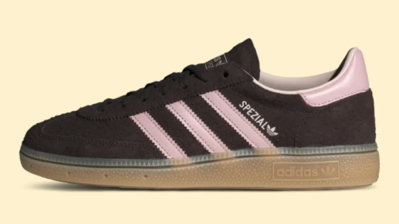 Як поєднувати жіночі кеди з базовим одягом 