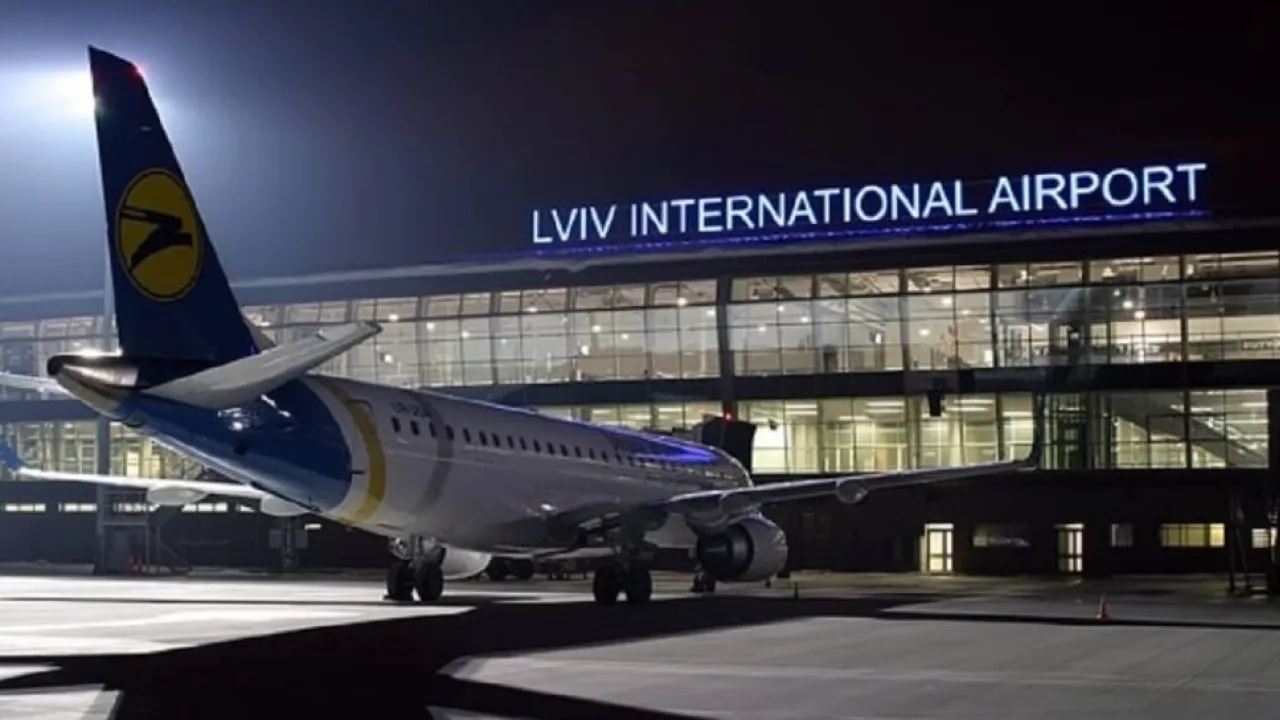 Україна готується відновити роботу аеропортів: Кабмін створив спеціальну робочу групу 