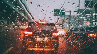 Сніг, дощі та обмежена видимість: синоптик попередила про небезпечну погоду 19 березня - фото