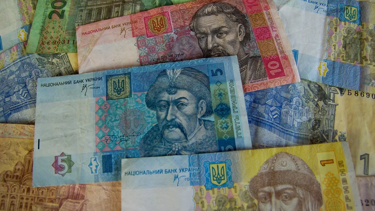 Частина українців із 1 квітня може втратити виплати: кого це стосується 