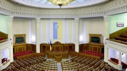 У Раді готують план роботи парламенту, якщо Україні доведеться воювати "ще три роки" – УП - фото