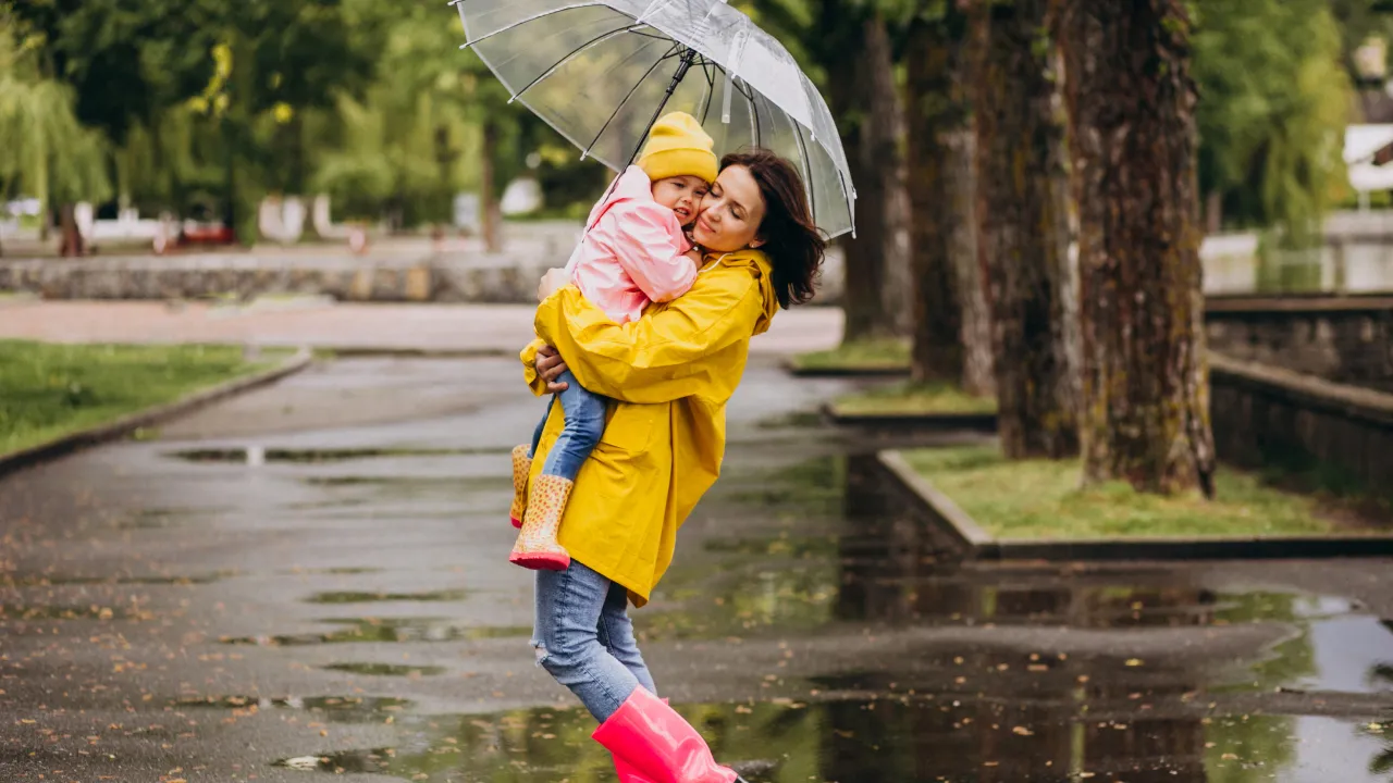 Весняний сюрприз: до +21°C та мокрий сніг на початку квітня в Україні 