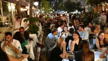 В Ізраїлі люди масово тікають з ресторанів без оплати: чекають сигналу тривоги й вибігають до укриттів, — «Finance». - фото