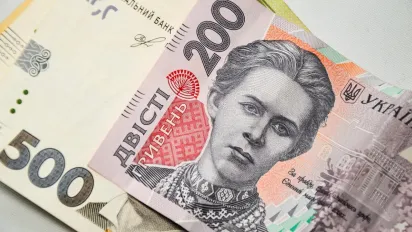 У квітні деякі пенсіонери отримають підвищені пенсії: про які суми йдеться - фото