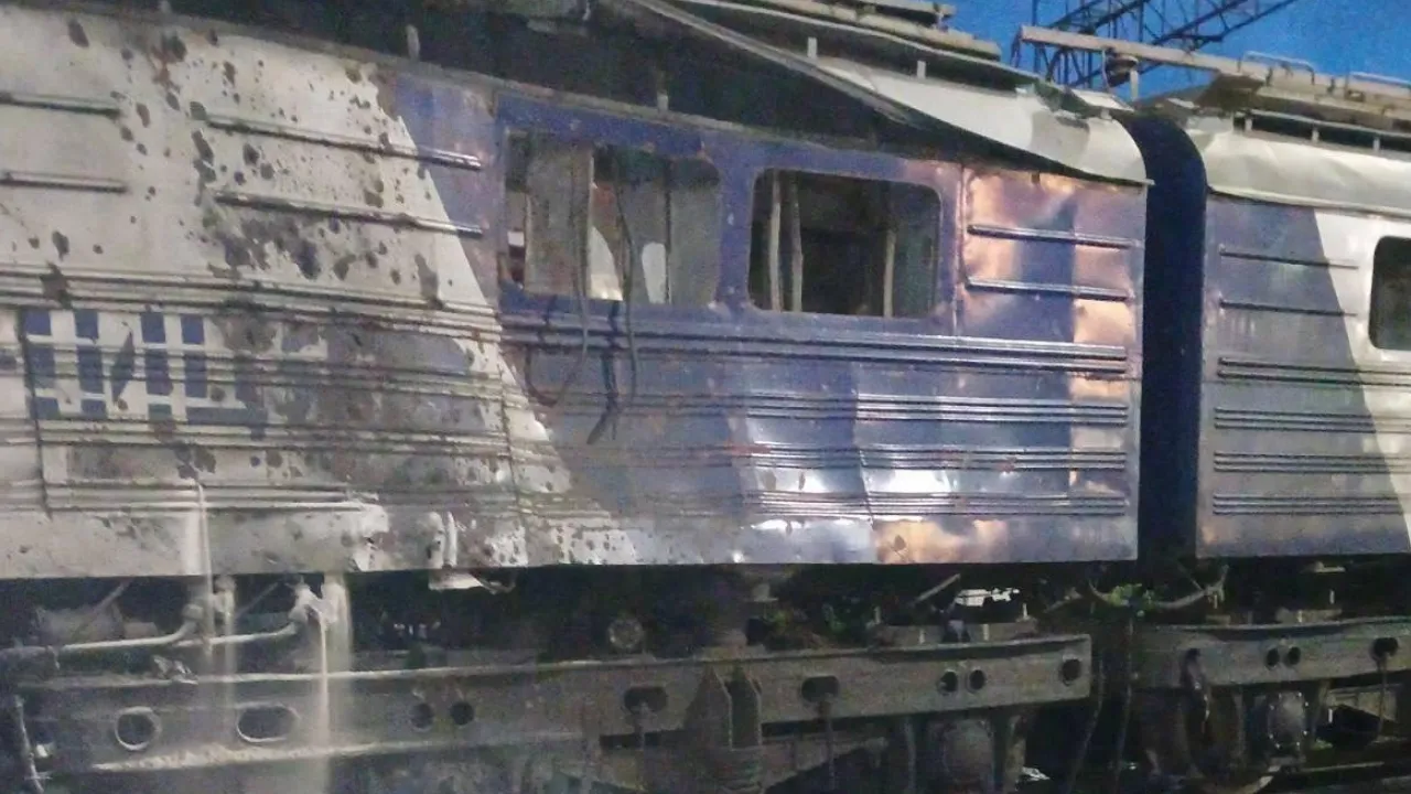 Росіяни вночі вдарили по залізниці в Запорізькій області: загинув помічник машиніста 