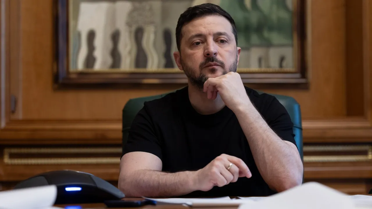 рф готує новий наступ: Зеленський зробив заяву на основі секретних документів Генштабу окупантів 