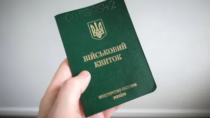 Відстрочку продовжать автоматично у травні, але не всім: хто в списку  - фото