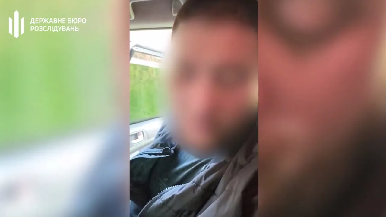 Показова розправа і втеча: ДБР затримало військового 