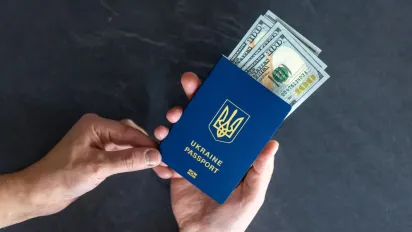 Виїзд за кордон стане платним: скільки доведеться віддати українцям за в'їзд до Європи - фото