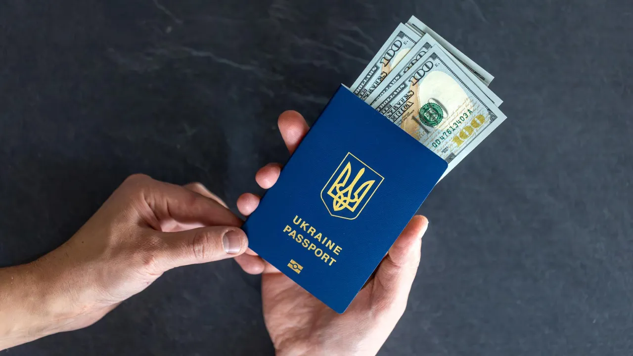 Виїзд за кордон стане платним: скільки доведеться віддати українцям за в'їзд до Європи 