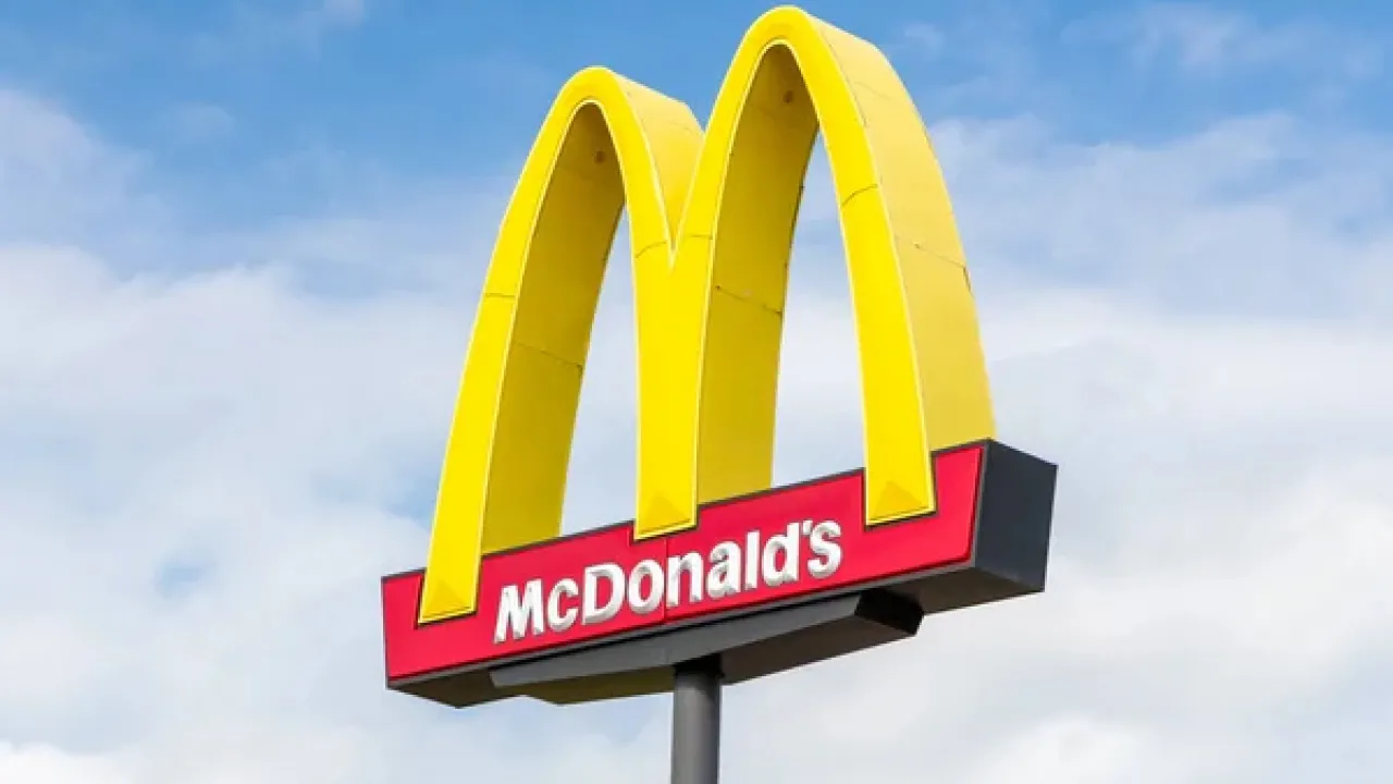 Повернення McDonald's до Харкова: Говард Баффет долучився до переговорів з мережею 