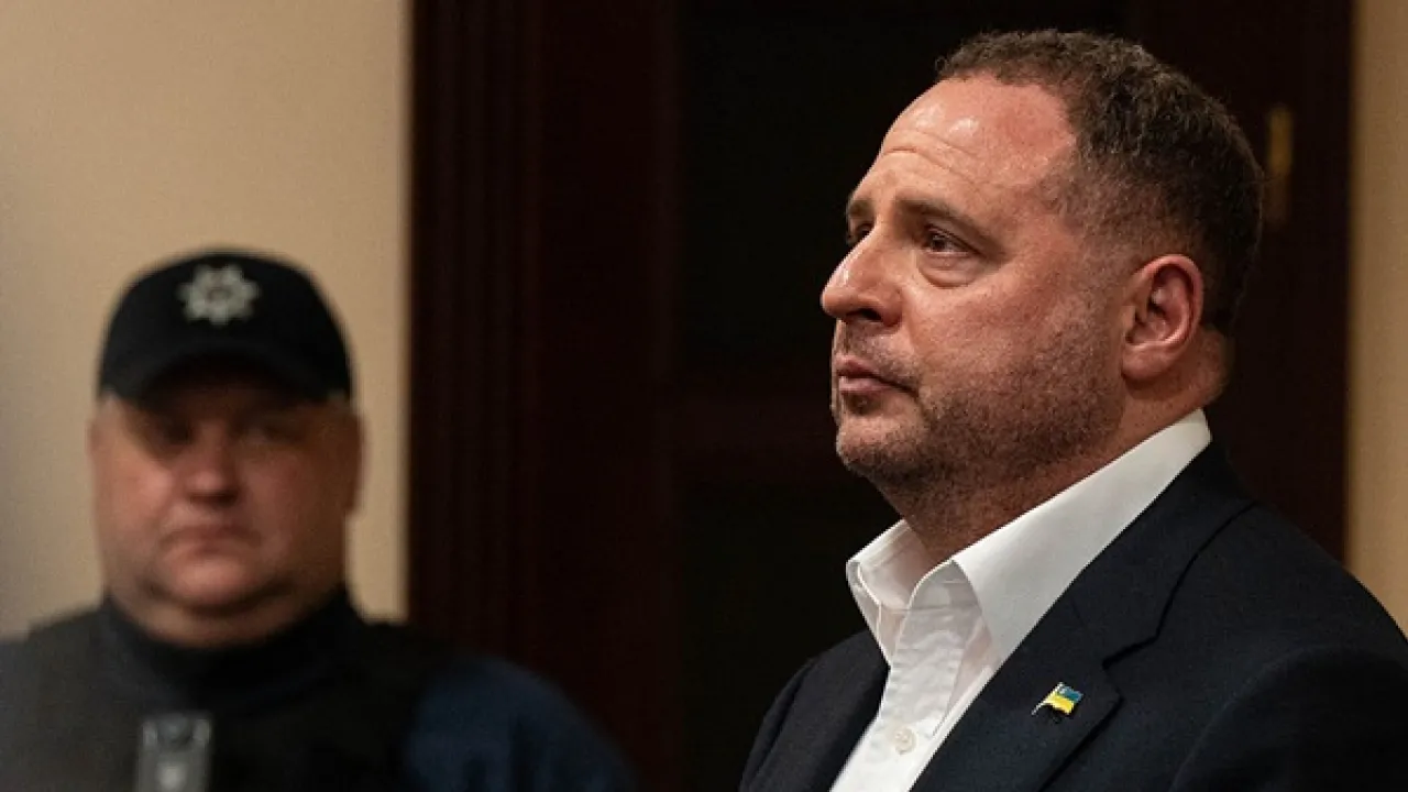 Хто дав гроші на заставу для Єрмака: ЗМІ назвали прізвища та суми 