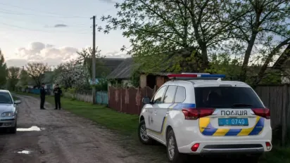 На Рівненщині дворічний хлопчик непомітно вибіг із подвір’я та втопився у канаві - фото