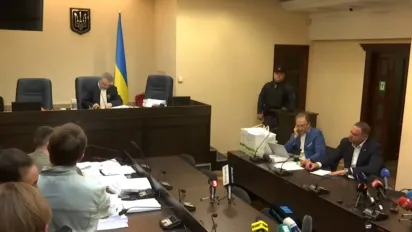 "Будівництво резиденції — не злочин": Єрмак у суді показав електронний браслет і розповів про заставу - фото
