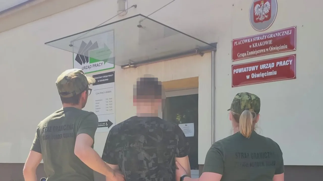 "Не встиг навіть зібрати речі": у Польщі депортували українця – за що карають 