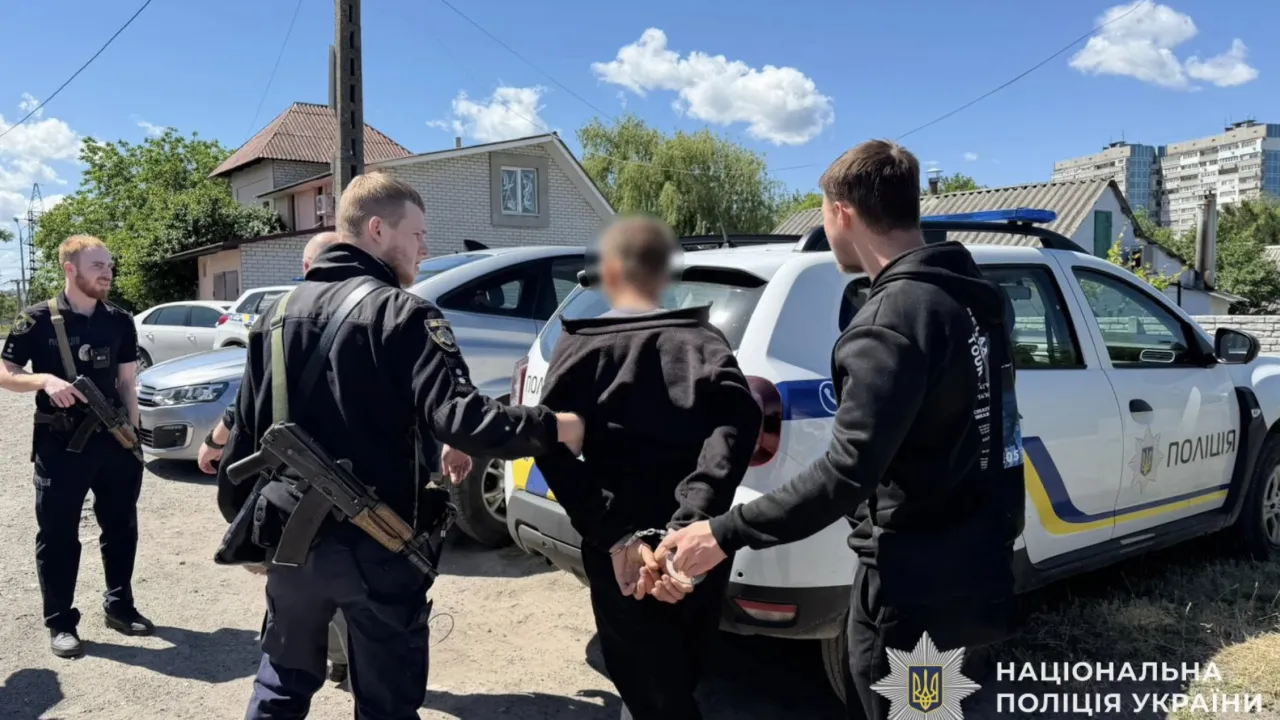 Жорстоко зґвалтував та задушив 11-річного хлопчика: у Дніпрі затримали підозрюваного-рецидивіста  