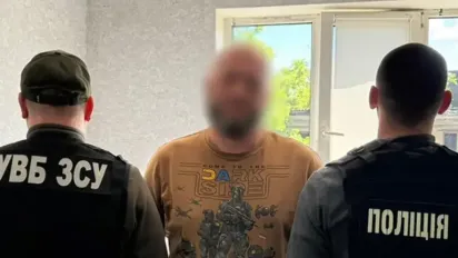 Викинули чоловіка біля смітника, коли йому стало зле: поліція оголосила підозру військовим ТЦК - фото