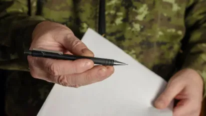 Вимога для 17-річних: хто з підлітків має стати на військовий облік - фото