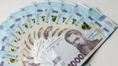 Українцям доступна виплата 1000 грн: як отримати гроші онлайн і офлайн - фото