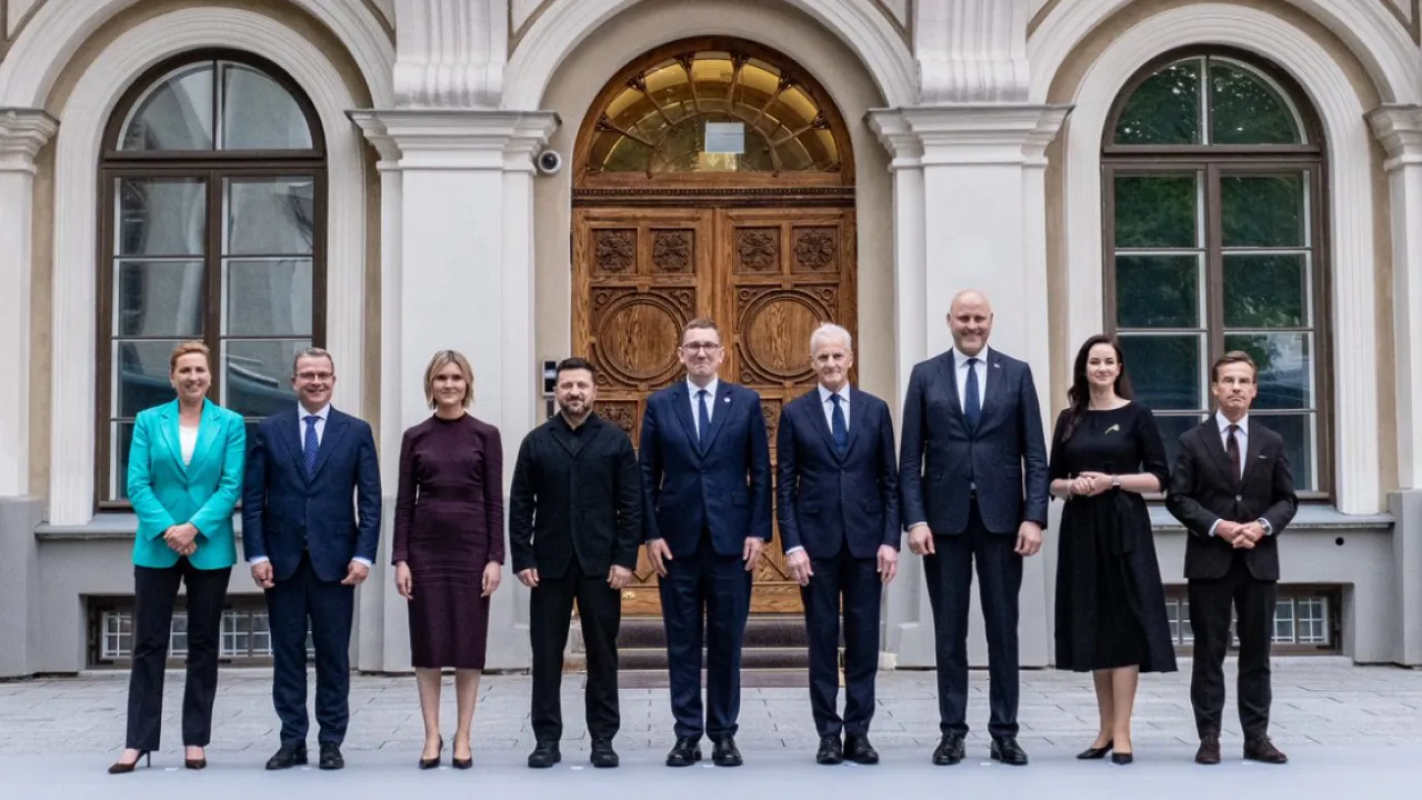 Зміцнення українською владою позицій в країнах Балтії і Північної Європи: наближення України до ЄС 