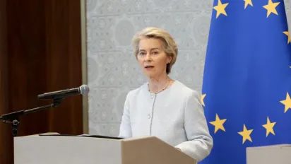 Фон дер Ляєн заявила про намір обмежити прийом деяких українців до ЄС - фото
