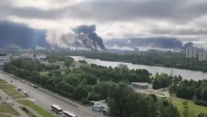 Завод може не запрацювати роками: Reuters про наслідки удару по московському НПЗ - фото