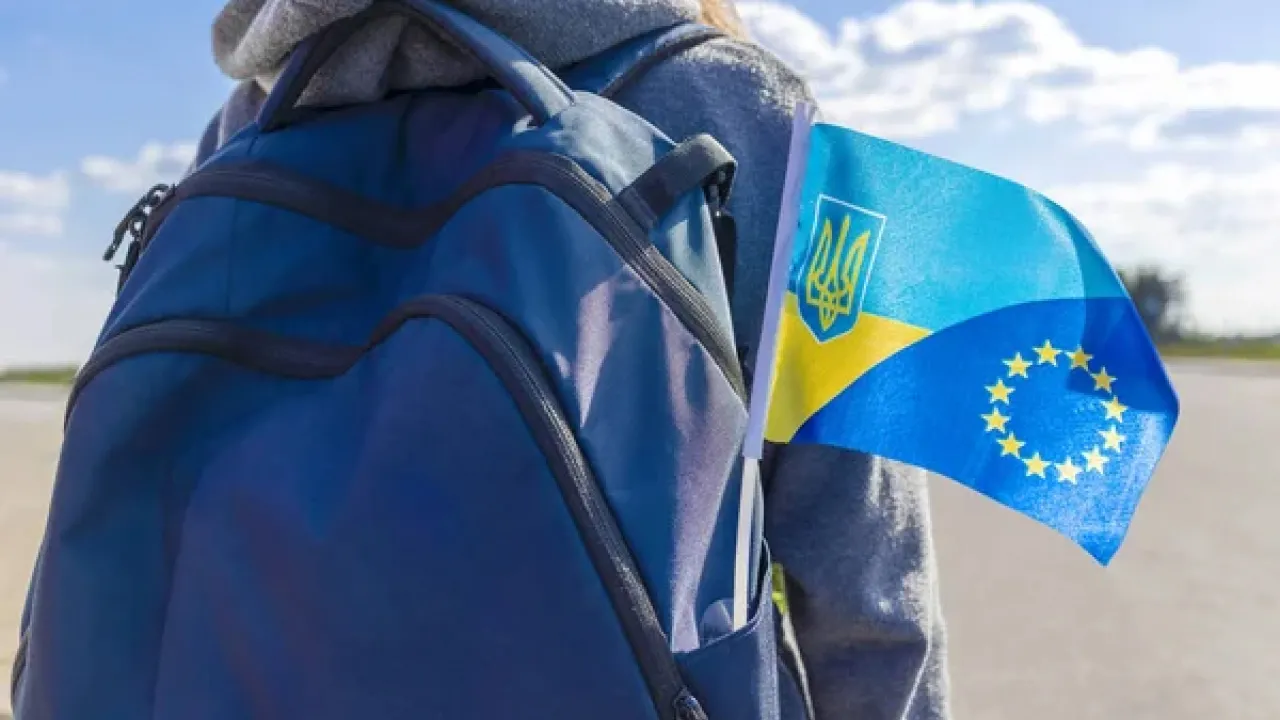 Єврокомісія хоче продовжити тимчасовий захист до березня 2028 року для всіх українців, крім дезертирів 