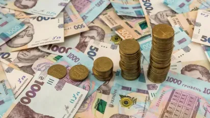Понад 190 тисяч гривень на місяць: названо депутатів із найбільшими пенсіями в Україні - фото