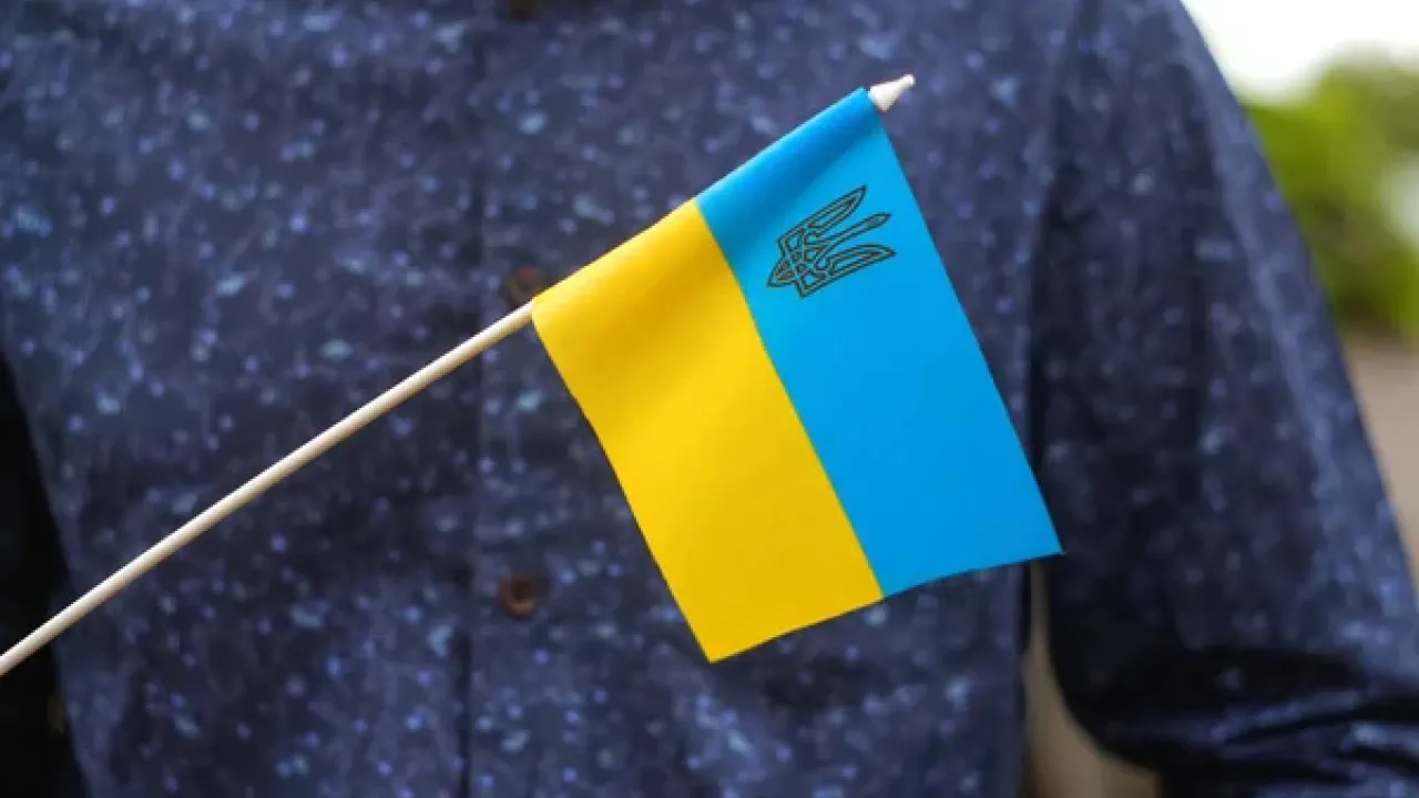 Виїзд чоловіків з інвалідністю за кордон: які документи вимагають у 2026 році 