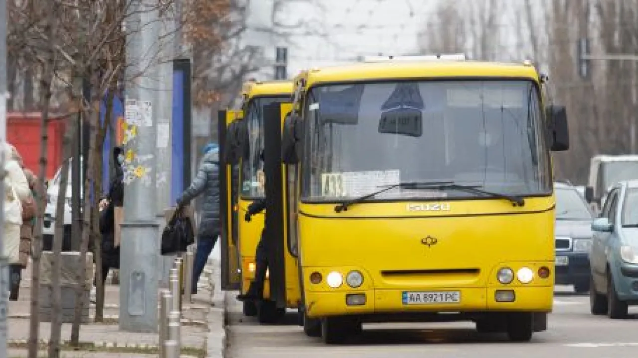 Безкоштовний проїзд для пенсіонерів: на який транспорт пільга не поширюється 