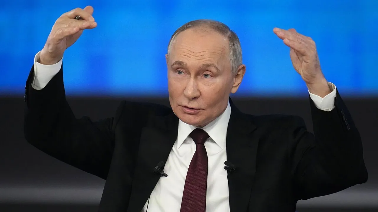 путін живе у власному світі: аналітик пояснив, чому диктатору потрібна нескінченна війна 