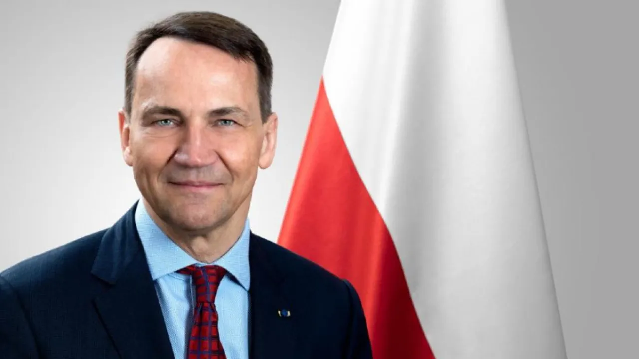 росія може готувати провокації проти Польщі, але не має сил для нападу: що заявив Сікорський 