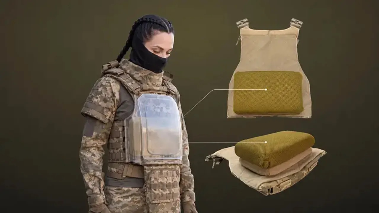 У Міноборони показали перші жіночі бронежилети: чим вони відрізняються від стандартних 