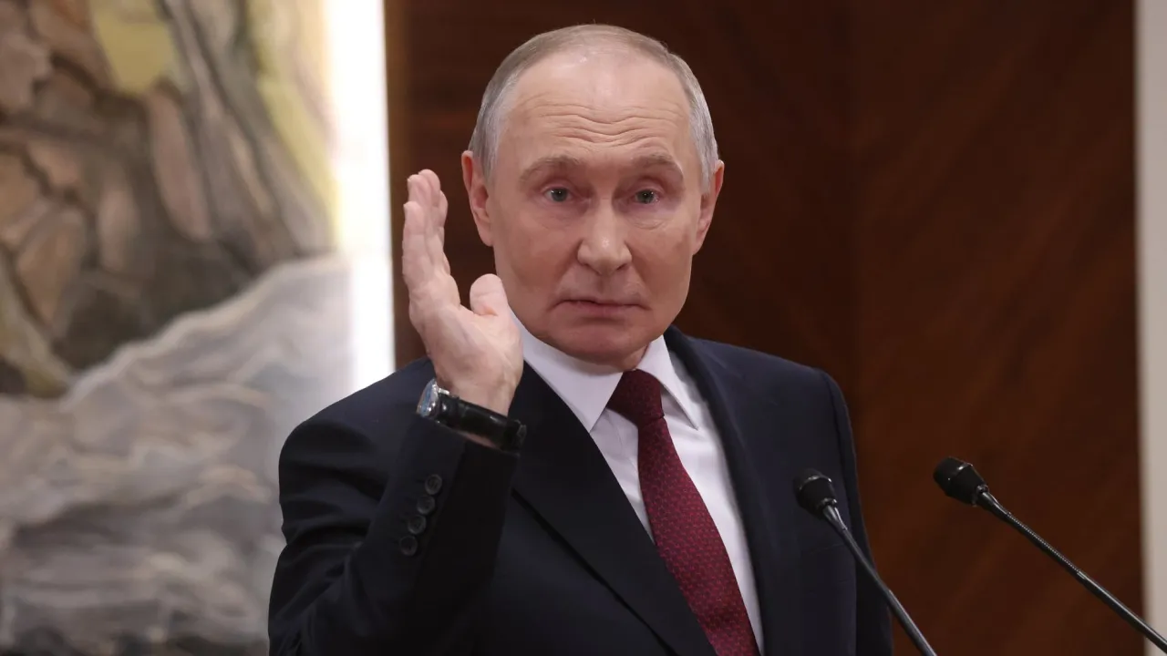 путін побоявся замаху? ЗМІ пояснили, чому в рф скасували головний парад ВМФ 