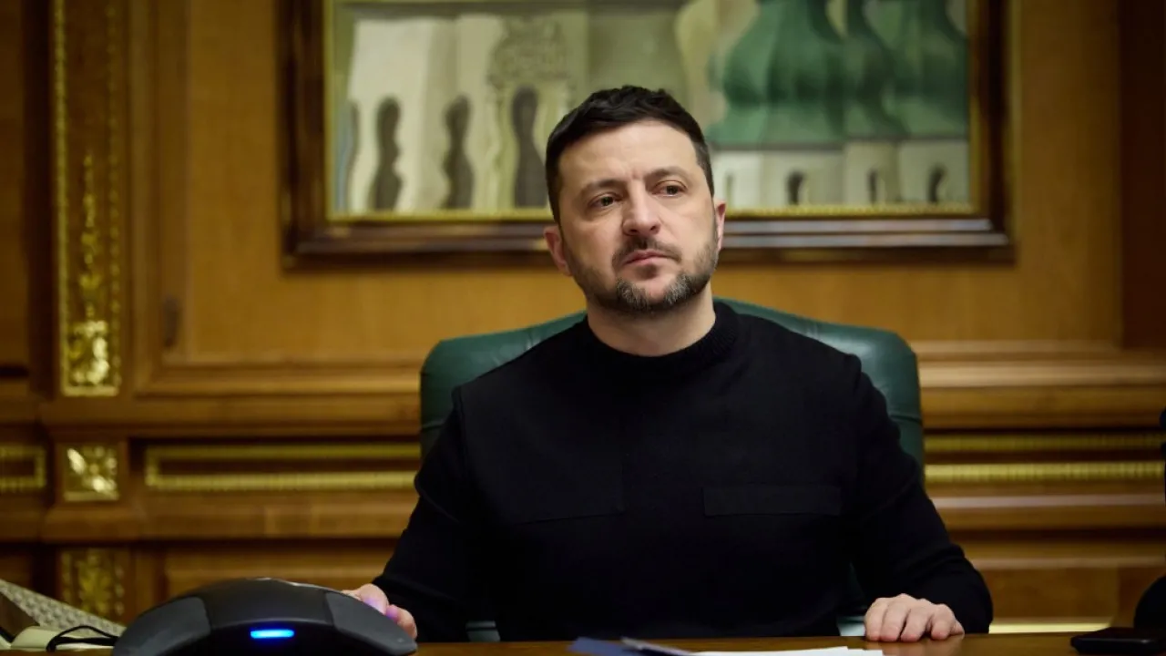 Зеленський відповів, чи почалися переговори щодо Криму після ударів ЗСУ 