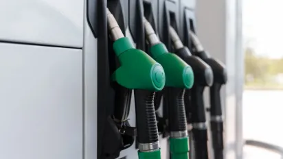 На частині українських АЗС запровадили ліміти на продаж дизеля: у чому причина - фото