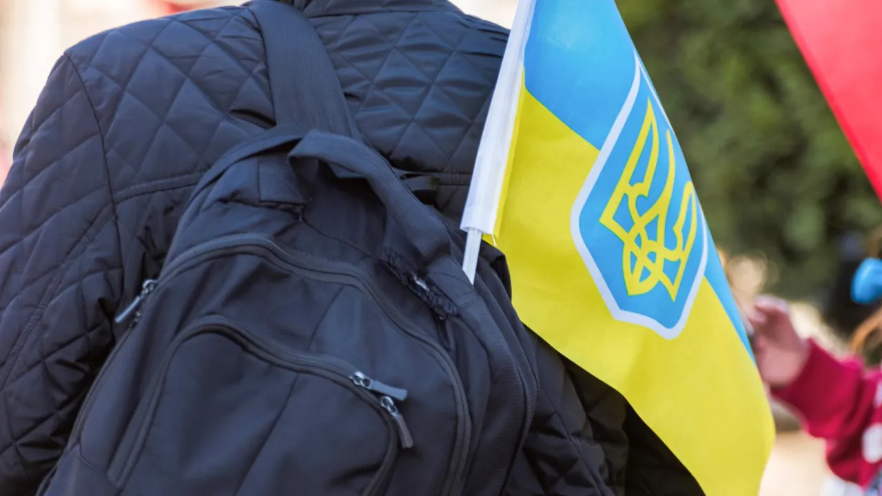 ЄС змінює правила тимчасового захисту: що відзавтра чекає на українських чоловіків 