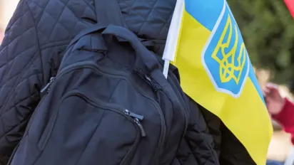 Україна продовжує втрачати населення: скільки людей виїхали за кордон і не повернулися - фото