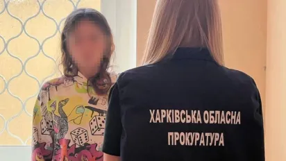 У Харкові 4-річний хлопчик випав із четвертого поверху: матір відправили за ґрати - фото