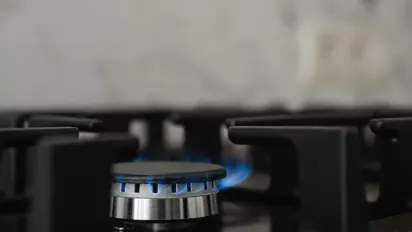 Тарифи з 1 вересня: скільки коштуватимуть газ, світло та де чекати стрибка цін на воду - фото