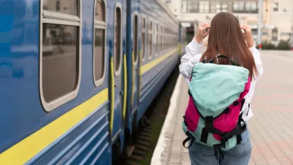 Поїзди затримуються через атаку рф: «Укрзалізниця» повідомила про зміни - фото