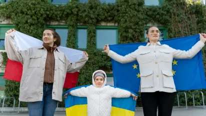 Виплати на дітей українців у Польщі: чи варто чекати підвищення - фото
