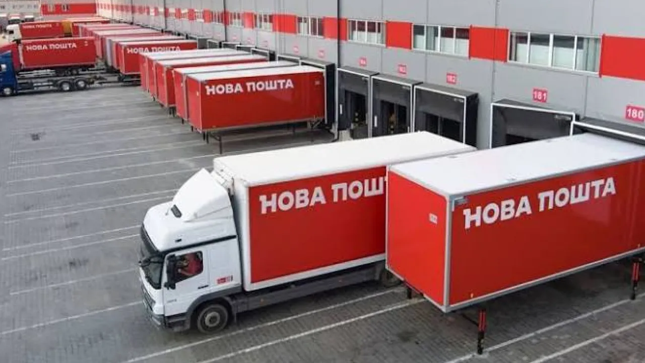 «Зачиняємося за кожною сиреною»: «Нова пошта» оновила правила роботи під час тривог та вводить власний моніторинг 