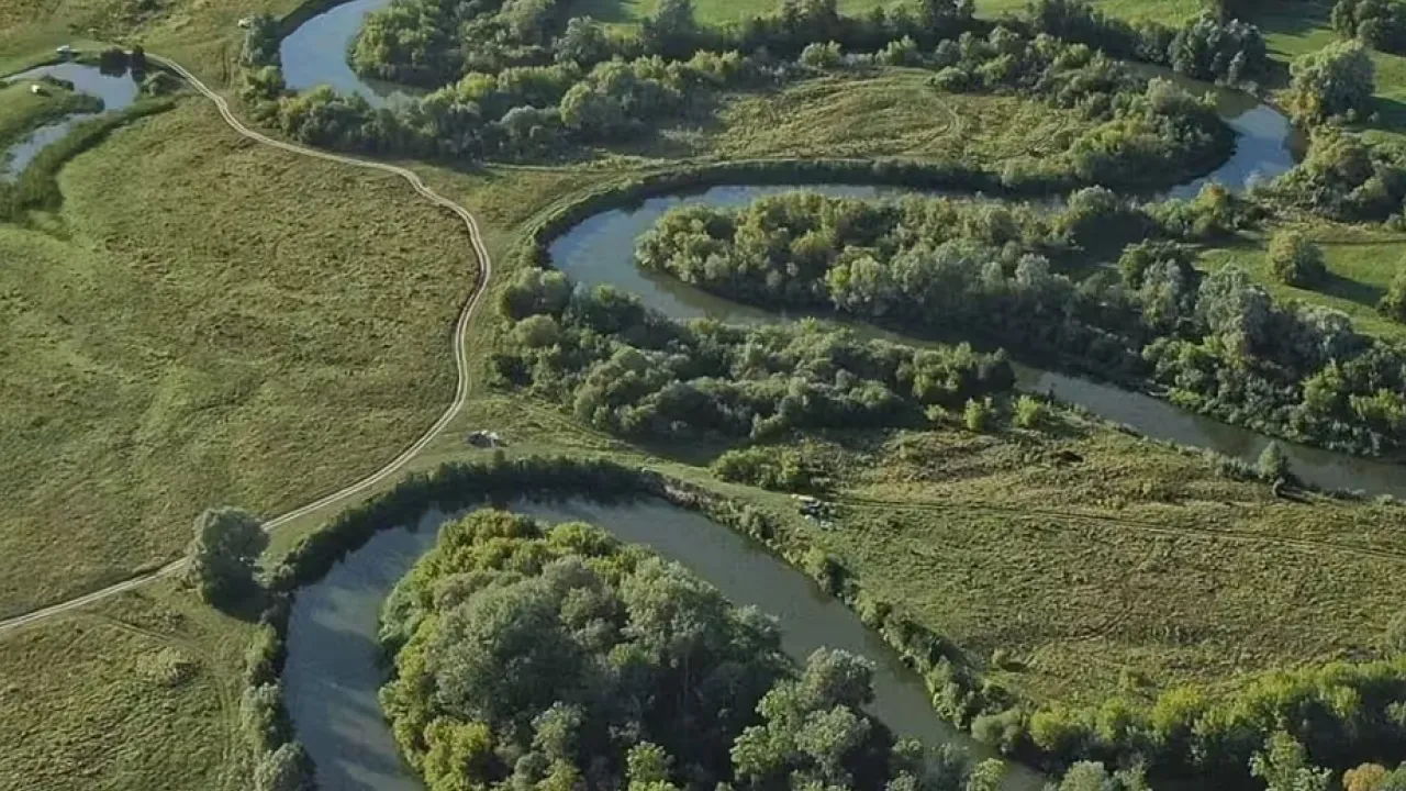 На Рівненщині скоротили ліміти забору води для підприємств через маловоддя: деталі наказу 